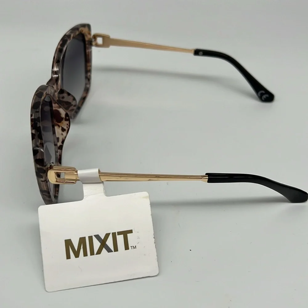 MIXIT‎ Square Cheetah Print Gold Wire Single Bridge Black Temple Tips Sunglasses
